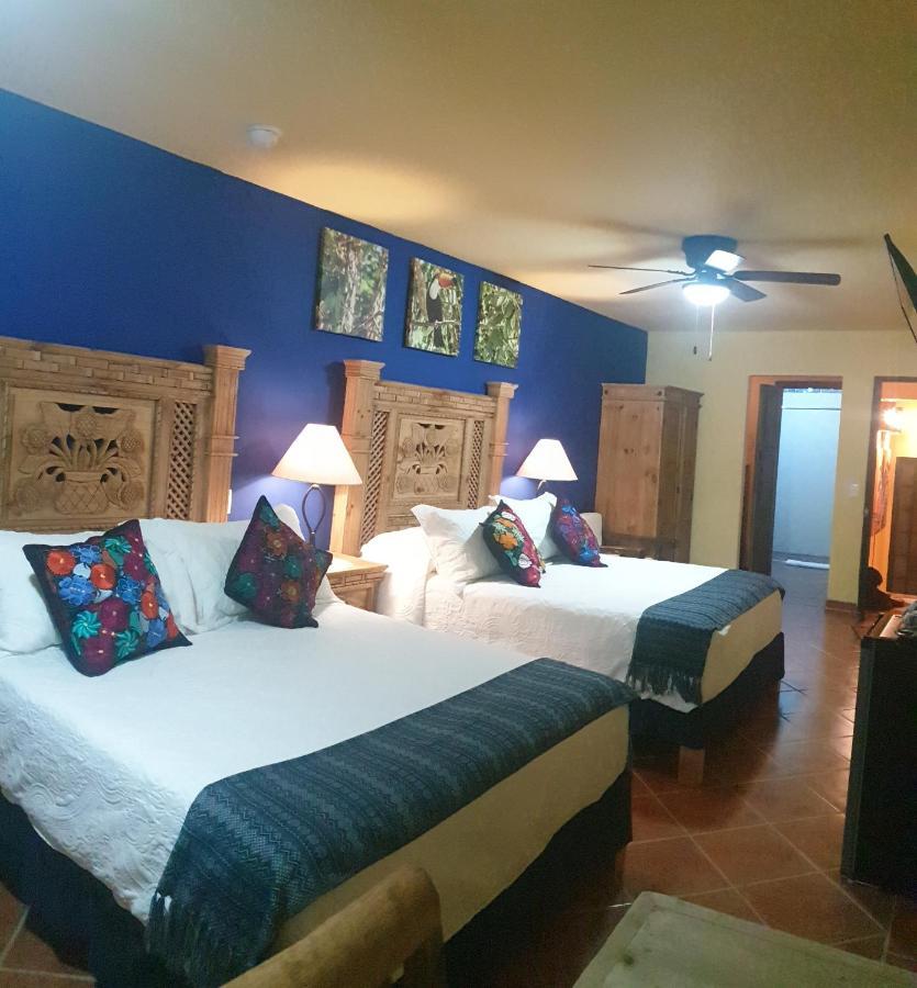 La Casona Chapala Hotel Exterior photo